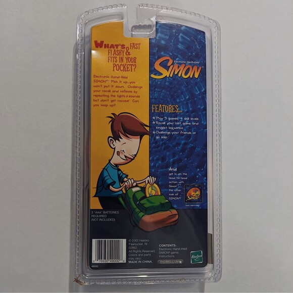 Simon New Vtg Handheld Electronic Game 2002 Sealed Pocket Memory Travel Light - Picture 3 of 9